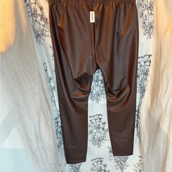 Old Navy Faux Brown Leather Leggings with Elastic Waistband - Picture 2 of 3